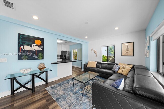 Foto del edificio - 3134 Carter St