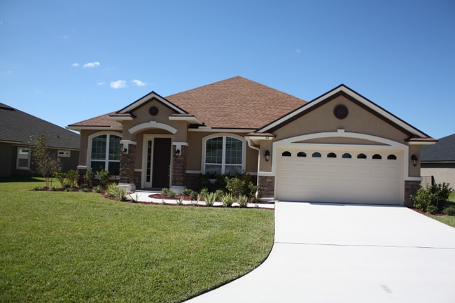 Building Photo - 214 Flora Lake Cir