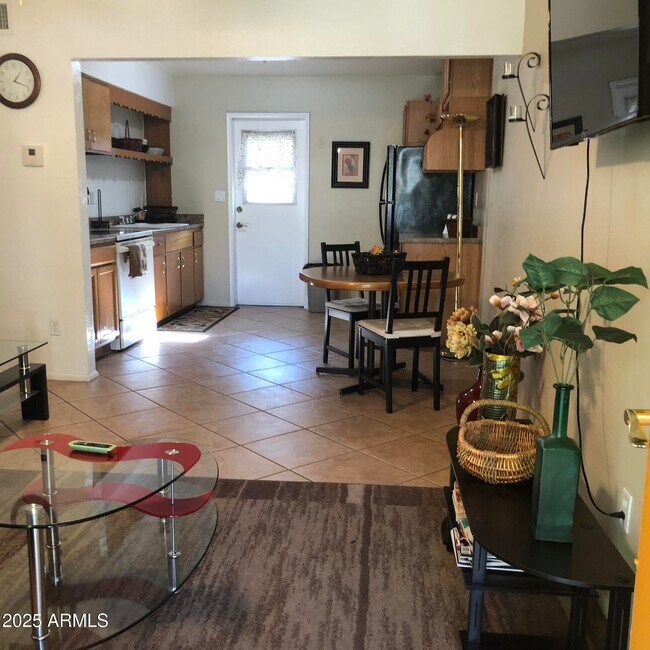 Foto del edificio - 2103 S Granada Dr