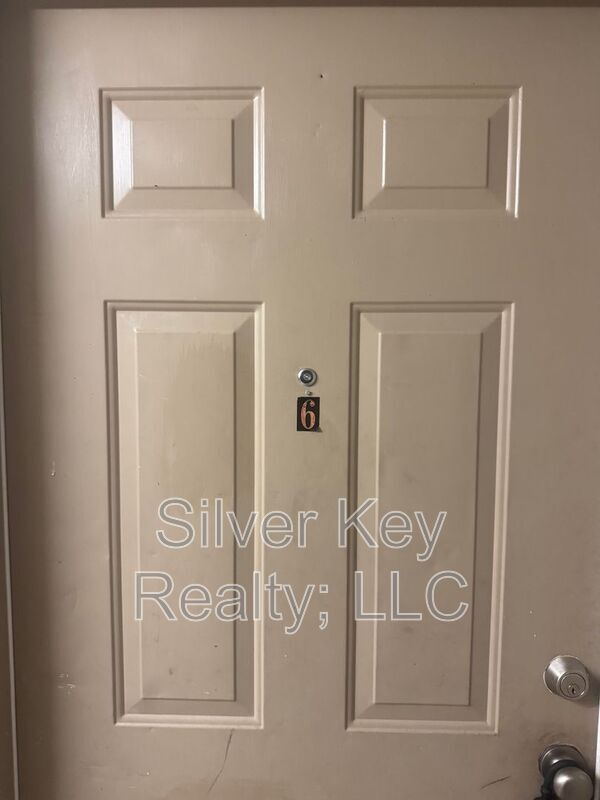 Foto del edificio - 268 Willow Creek Drive
