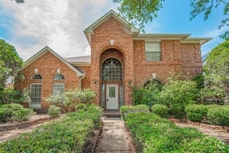 Building Photo - 14203 Torrey Village Dr
