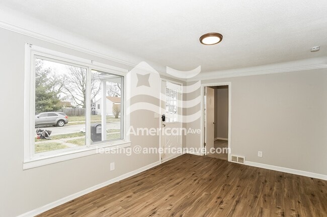 Foto del edificio - 23115 Powell Ave