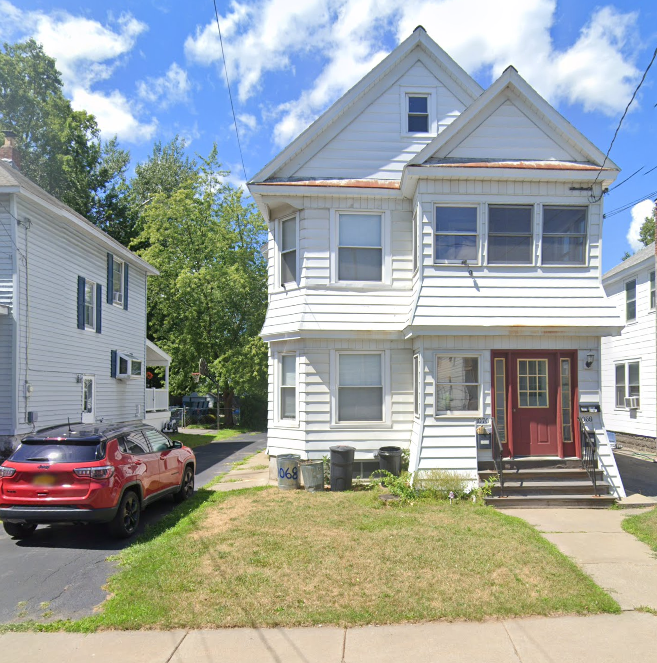 Primary Photo - 1068 Helderberg Ave