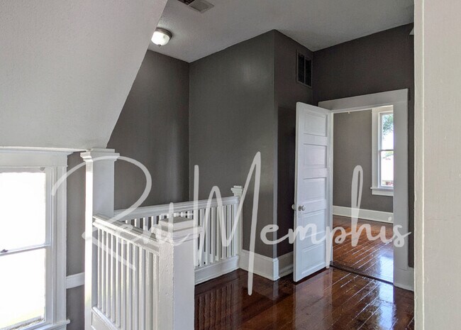 Building Photo - 1225 Faxon Ave