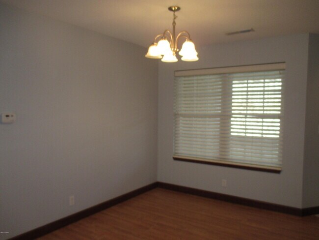 Foto del edificio - 2901 S Jackson Ave