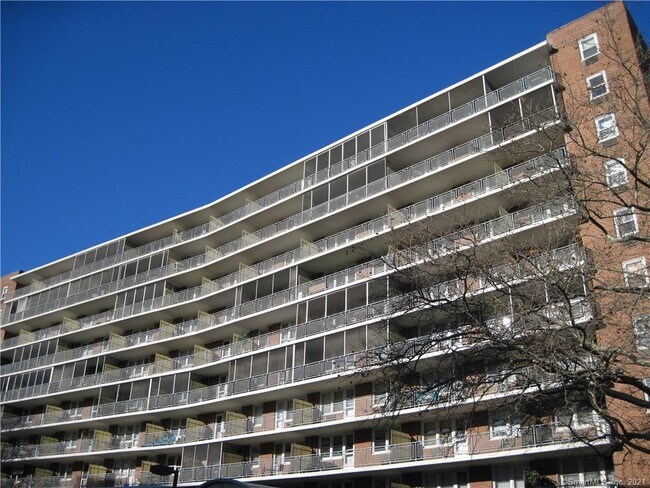 Foto del edificio - 444 Bedford St