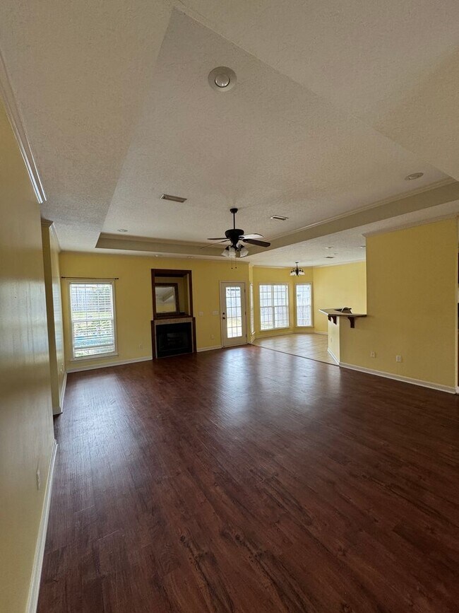 Foto del edificio - Valley Chase Subdivision!