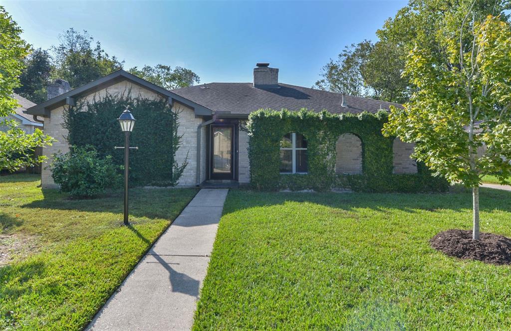 Primary Photo - 21411 Park Bluff Dr