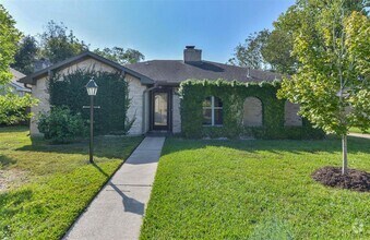 Building Photo - 21411 Park Bluff Dr