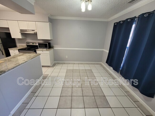 Foto del edificio - 2449 Reagan Ave