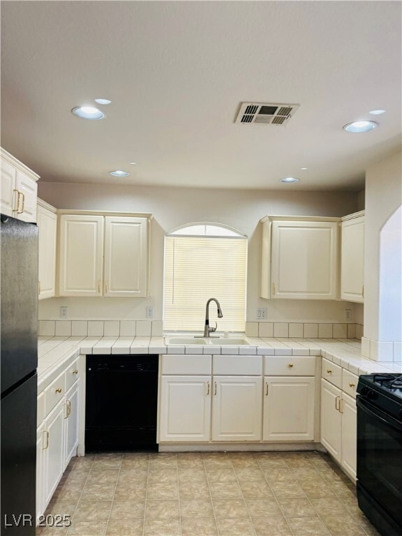 Building Photo - 10984 Fishers Island St