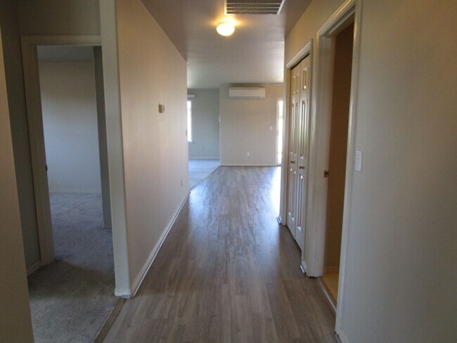 Building Photo - 127 South 18th Street, Unit A