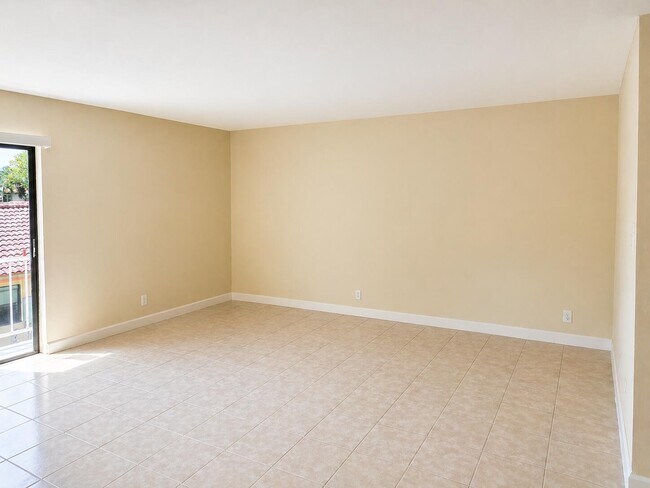 Foto del edificio - 3750 NW 115th Ave