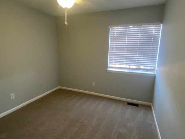 Building Photo - 4700 Walden Pond Dr