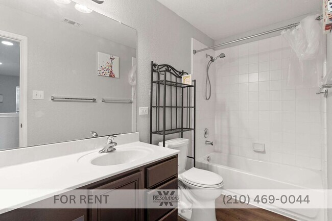 Foto del edificio - 939 Spello Cir