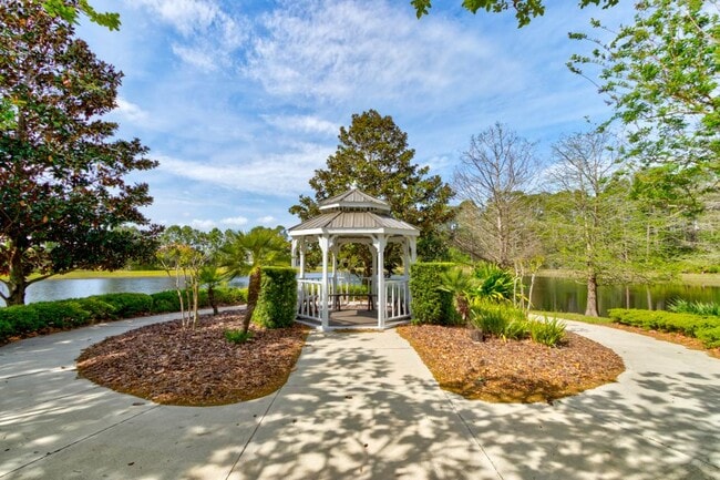 Building Photo - 1106 Hansberry Ct