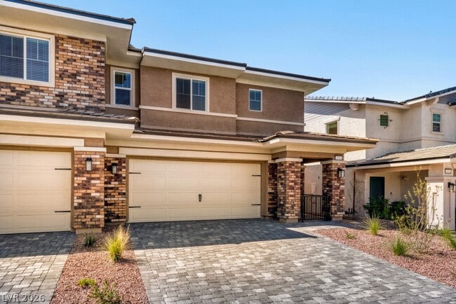 Building Photo - 775 Fallen Phoenix St