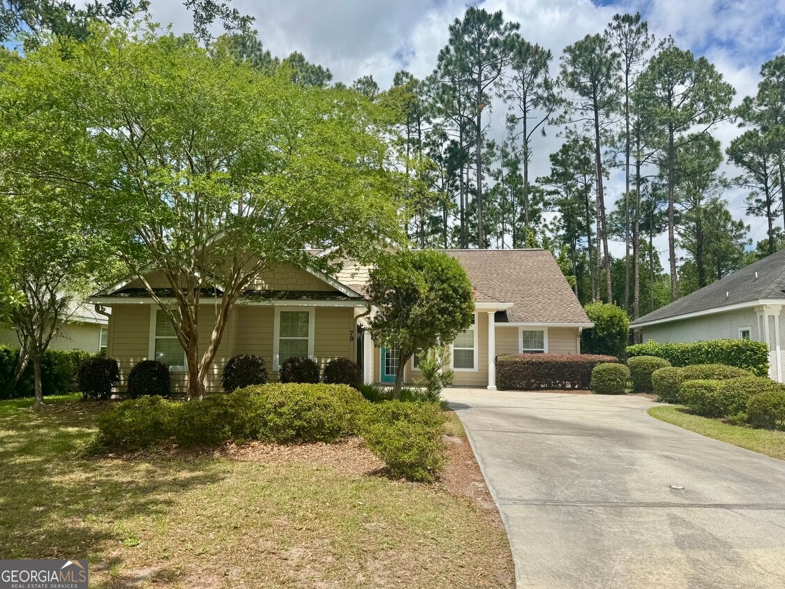 Primary Photo - 79 Heron Ct