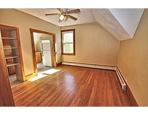 Primary Photo - 285 Pleasant St