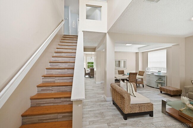 Foto del edificio - 15073 Oak Chase Ct