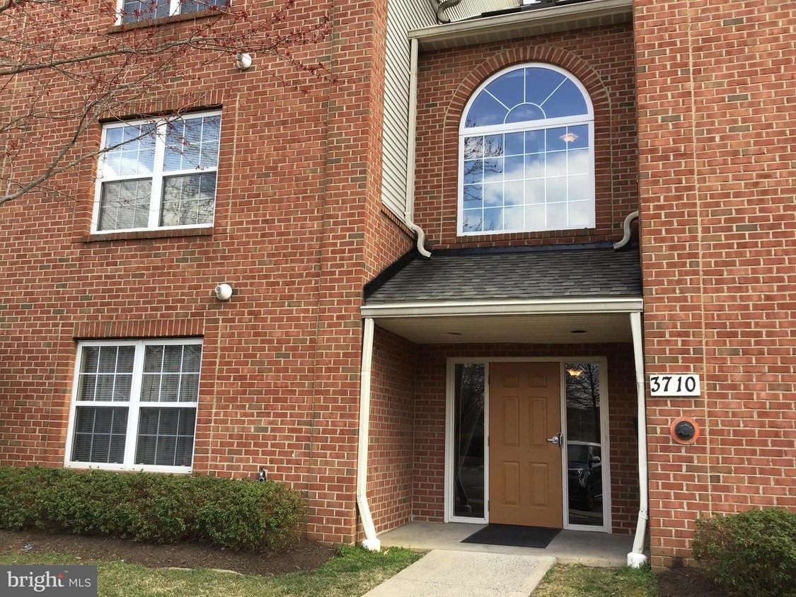 3710 Excalibur Ct Unit 302, Bowie, MD 20716 Room for Rent in Bowie, MD