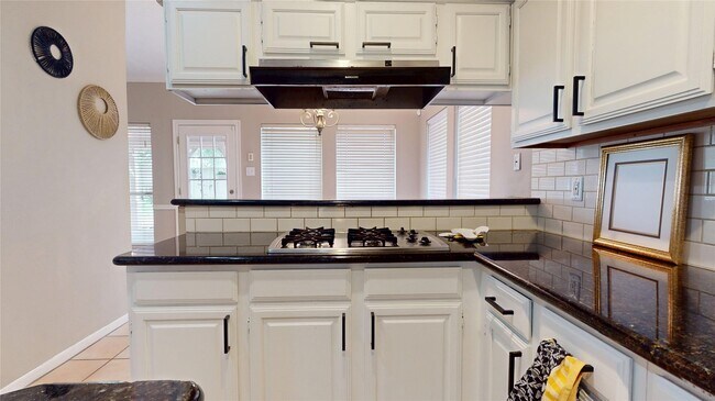 Foto del edificio - 14919 Forest Trails Dr