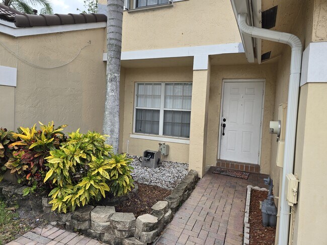 Entrance - 8948 NW 53rd St