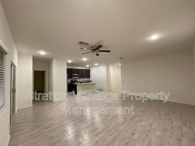 Building Photo - 3183 Excursion Ln