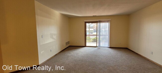 Building Photo - 2 br, 2 bath House - 2568 Eagle Circle #4