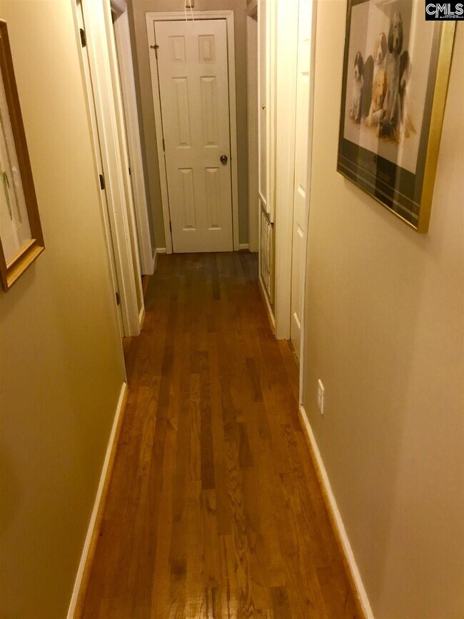 Foto del edificio - 452 Deerwood St