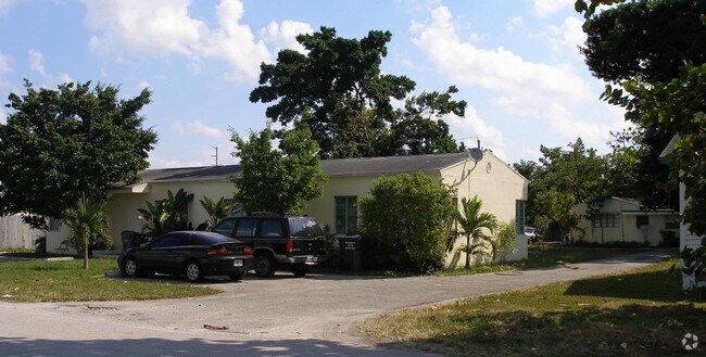 Foto del edificio - 2420 Lincoln St
