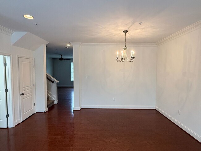 Building Photo - Spacious 4-Bedroom Townhome with Garage in Prime Columbia/Elkridge Location