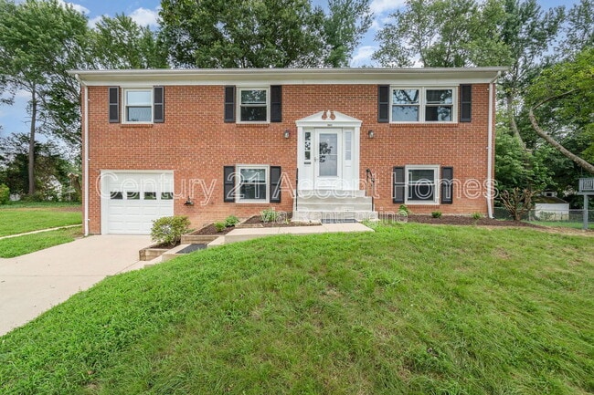 Building Photo - 3903 Hillview Ct