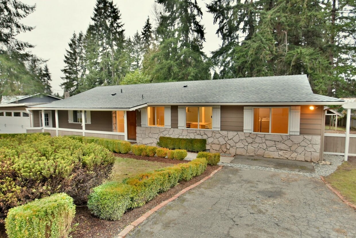 3Bd/1.75Ba Woodinville House - 3Bd/1.75Ba Woodinville House