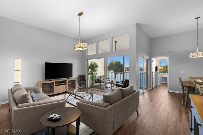 Foto del edificio - 2651 Citrus Lake Dr