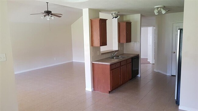 Building Photo - 13519 Beech Ridge Ln