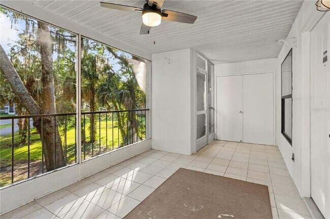 Building Photo - 1507 Northlake Dr