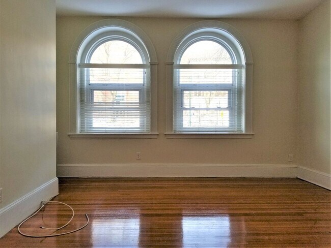 Foto del edificio - 1 bed/1 bath in Brookline