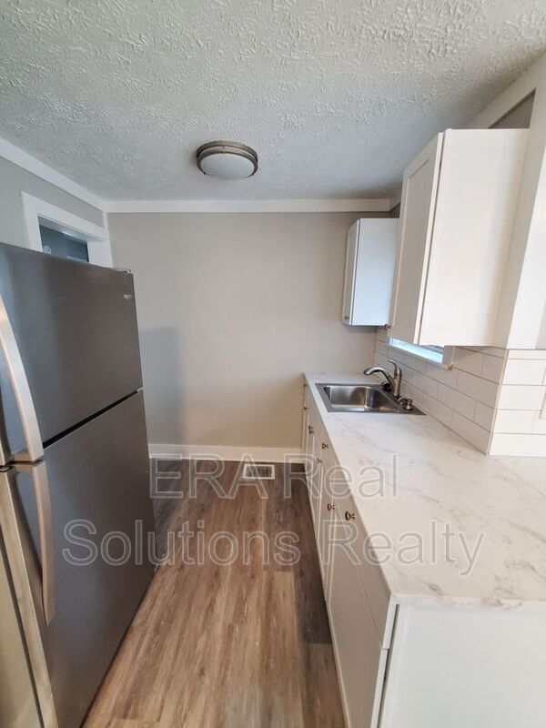 Building Photo - 2532 Renwood Pl