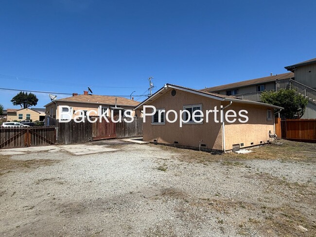 Foto del edificio - 516 James St