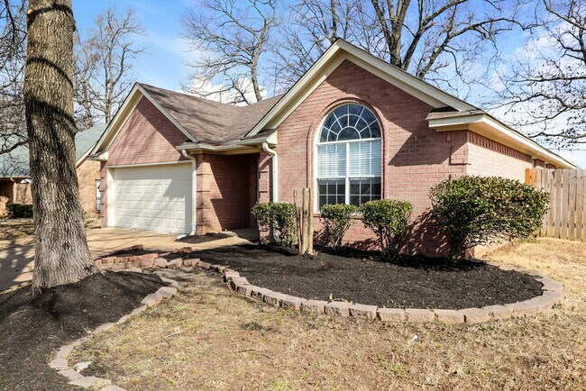 Building Photo - 3920 Pecan Trace Cove