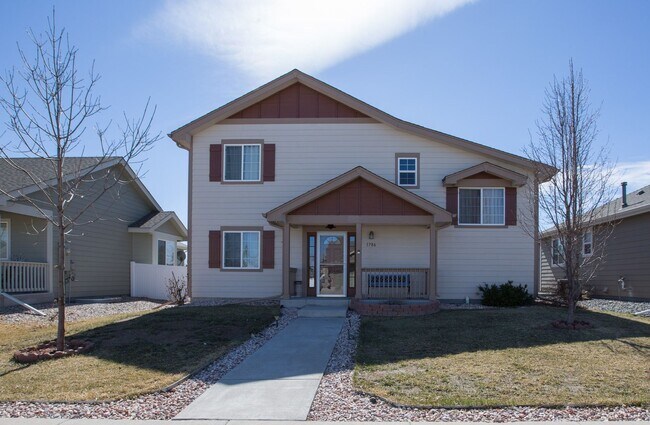 Foto del edificio - Cozy Split Level Home!