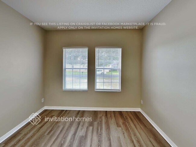 Building Photo - 7203 Wakeview Dr