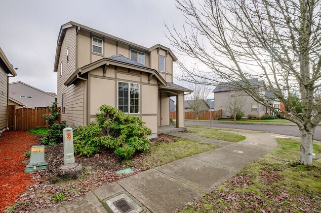 Building Photo - *Rent Special* NW Albany 4 Bed / 3 Bath in...