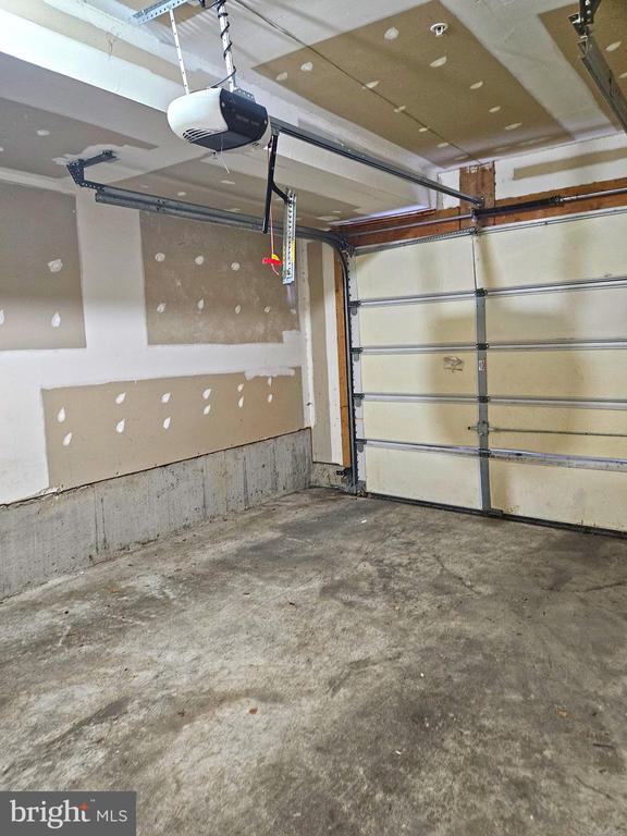 Foto del edificio - 12 S Regester St