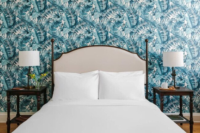 Building Photo - 925 Common St