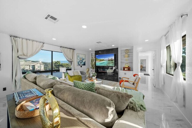 Foto del edificio - 14552 Skyline Truck Trail