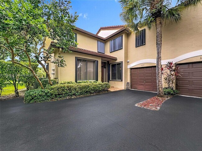 Foto del edificio - 10524 NW 10th St