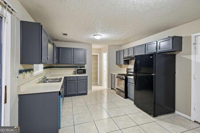 Foto del edificio - 1250 Opal Cir
