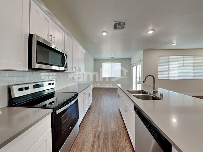 Foto del edificio - 5639 Lighting Hope Ct
